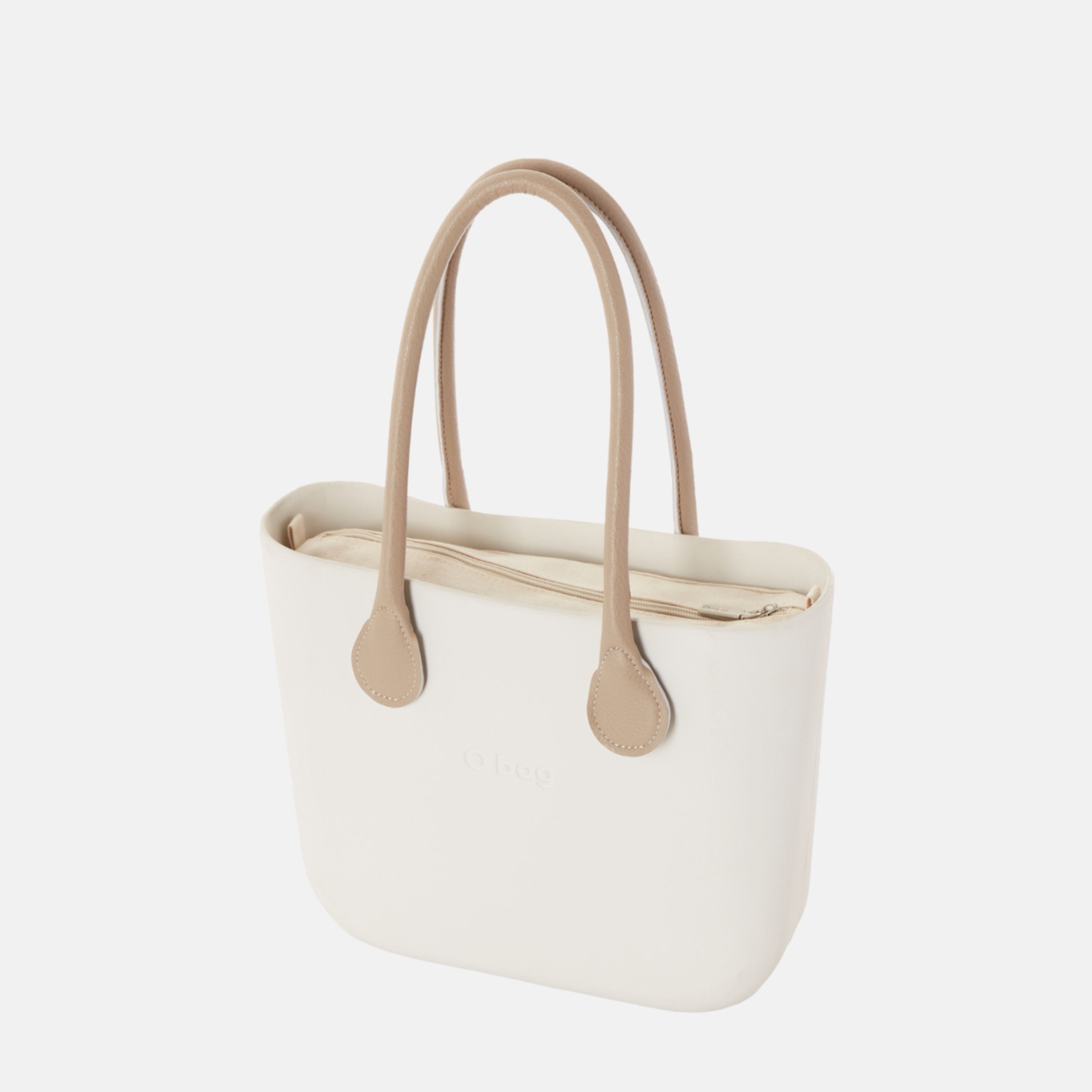 O bag mini beyaz tasarım çanta